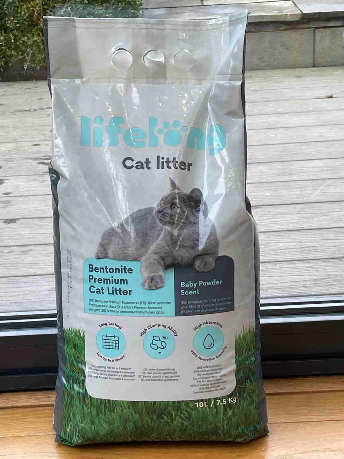 Amazon Lifelong Bentonite Premium Cat Litter