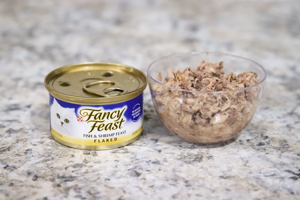 Fancy Feast Flaked Fish & Shrimp Feast Canned Cat Food