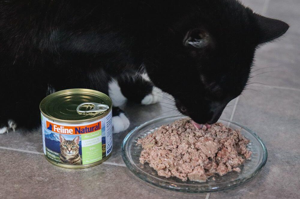 Feline Natural Chicken & Lamb Feast Grain-Free Canned Cat Food